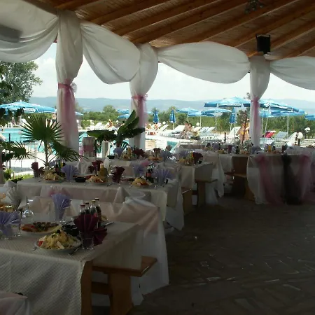 Dolna Bania فندق