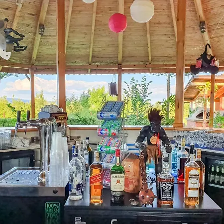 Dolna Bania ホテル 2*